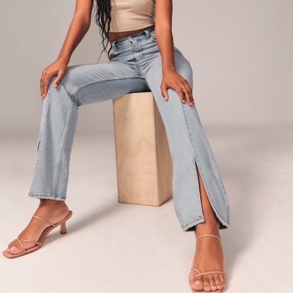 Abercrombie Ultra High Rise 90s Jeans Split Hem - Picture 2 of 6